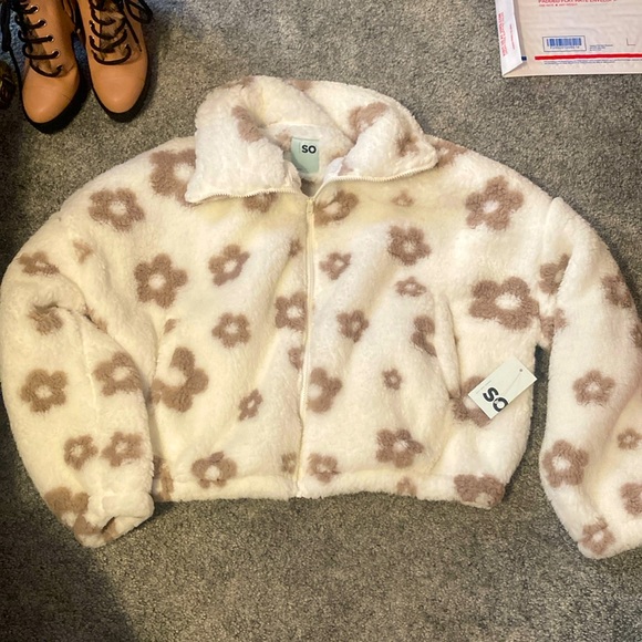 SO Jackets & Blazers - SO cozy flower jacket
